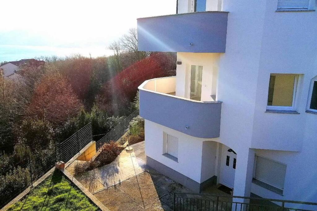 Apartment The View Costabella No.2 리예카 외부 사진